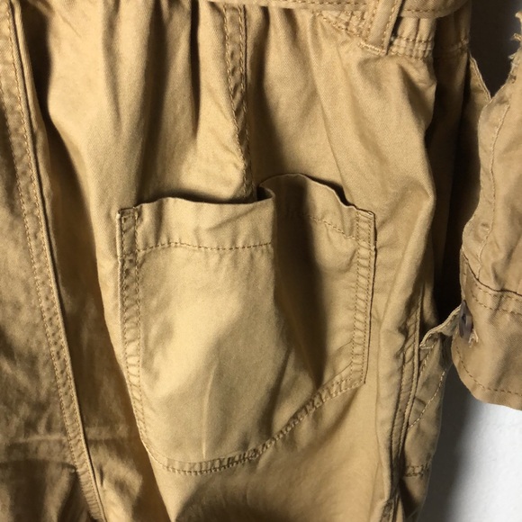 GAP Utility Romper - Picture 12 of 12